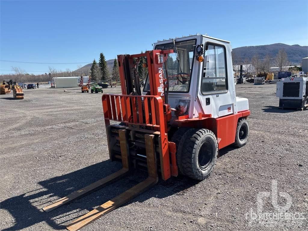 Nissan 90 Diesel trucks
