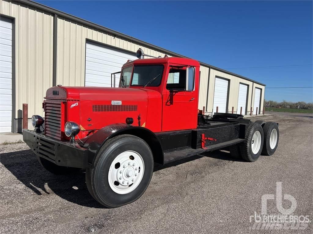 Peterbilt 354DT Tractor Units
