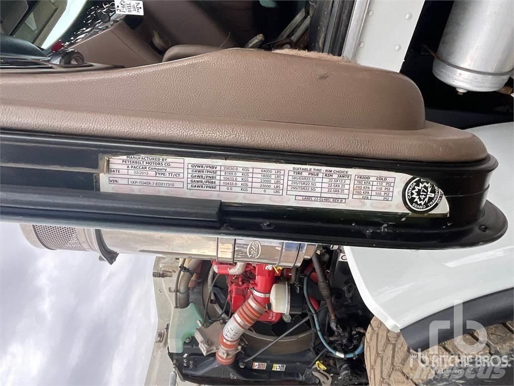 Peterbilt 367 Beavertail Flatbed / winch trucks