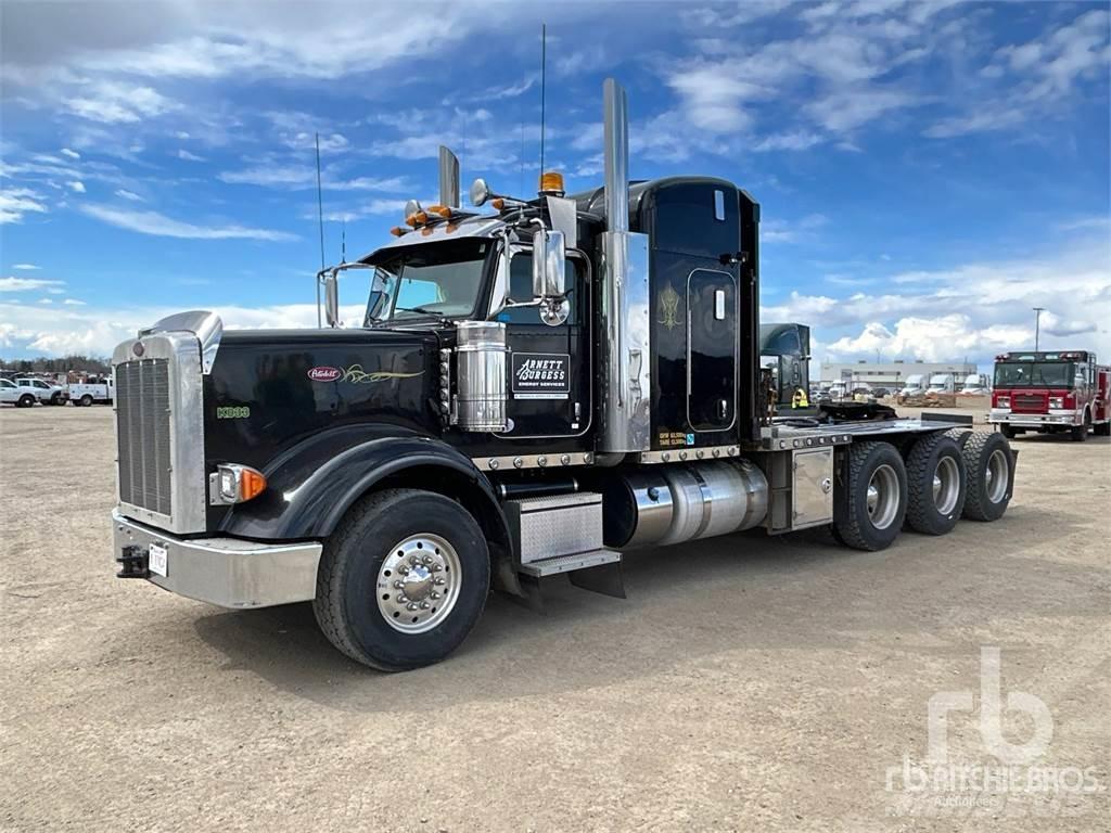 Peterbilt 367 Tractor Units