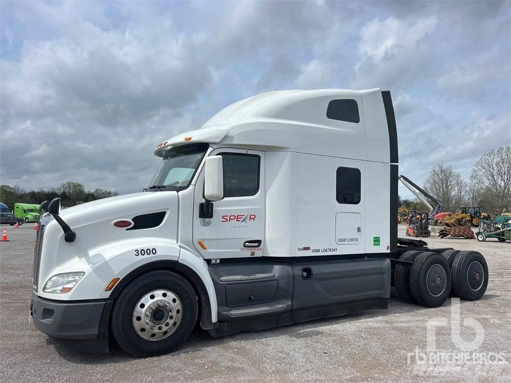 Peterbilt 579 Tractor Units
