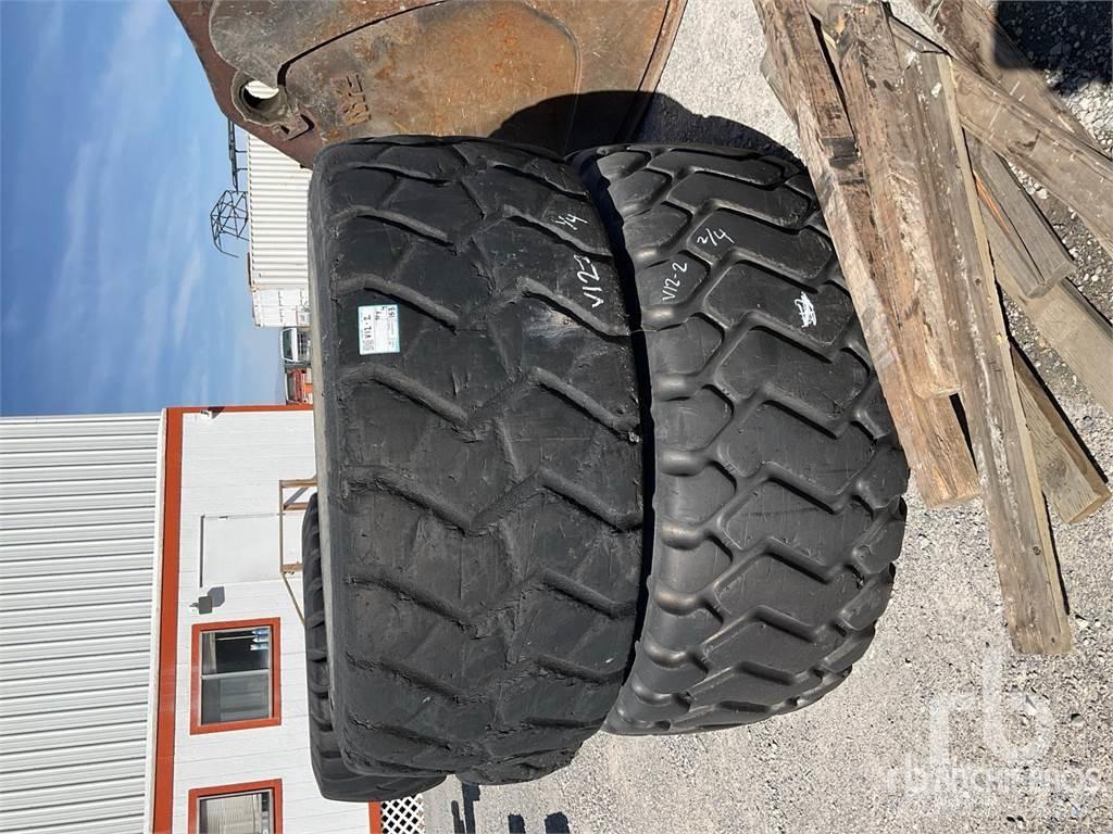  Quantity of (4) Tyres, wheels and rims