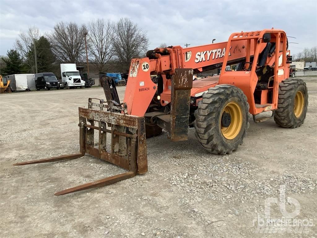 SkyTrak 10054L Telescopic handlers