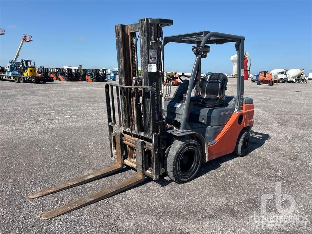 Toyota 8FDU25 Diesel trucks