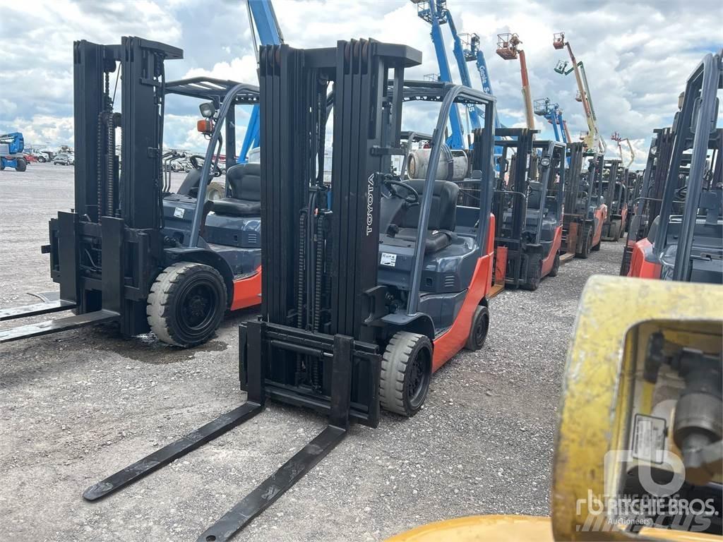 Toyota 8FGCU25 Diesel trucks
