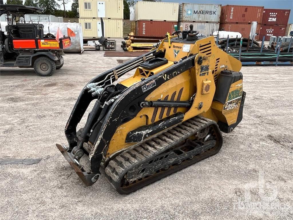 Vermeer S925TX Skid steer loaders