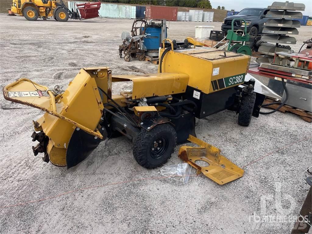 Vermeer SC382 Stump grinders