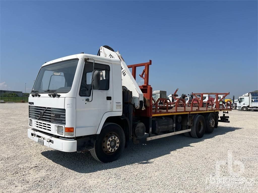 Volvo FL7 Crane trucks