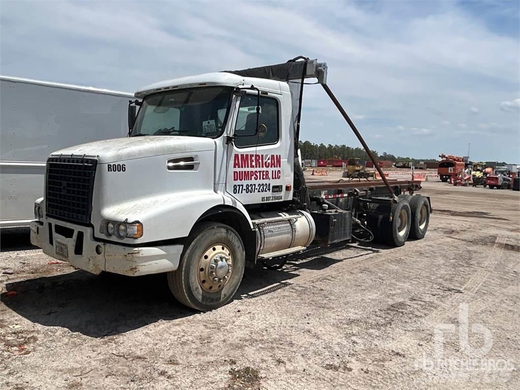 Volvo VHD300 Cable lift demountable trucks