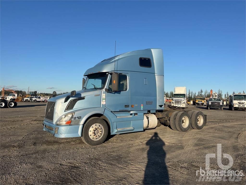 Volvo VNL Tractor Units