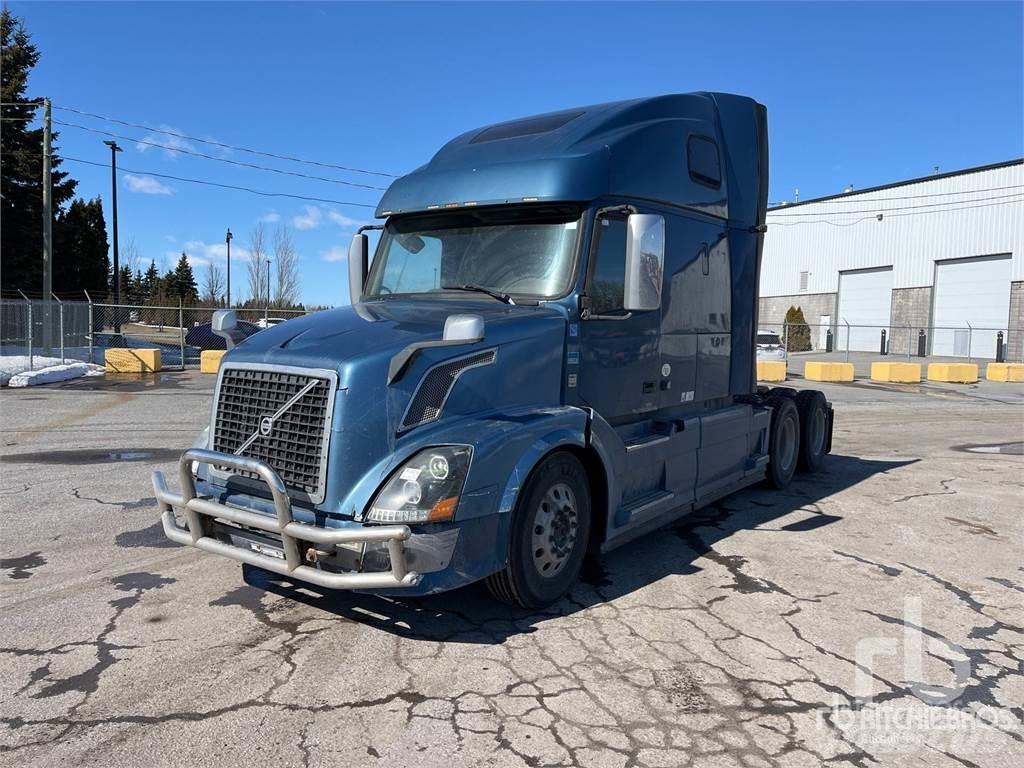 Volvo VNL Tractor Units