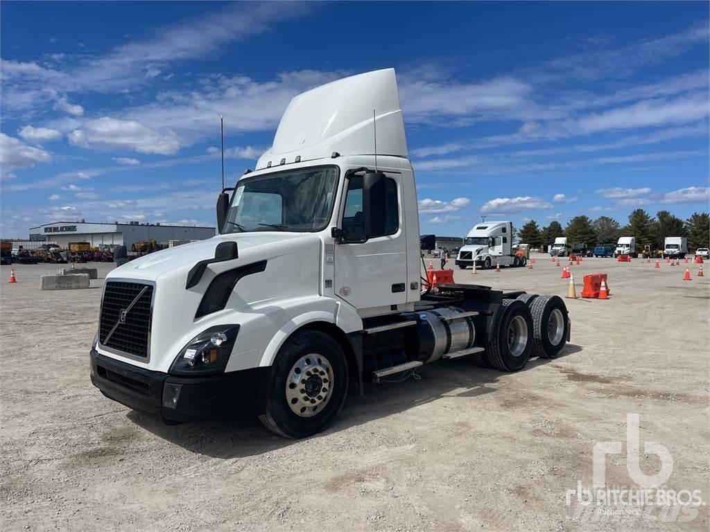 Volvo VNL Tractor Units