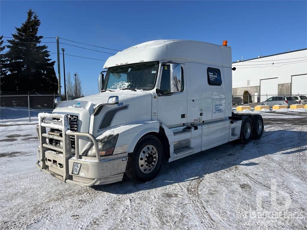 Volvo VNL Tractor Units