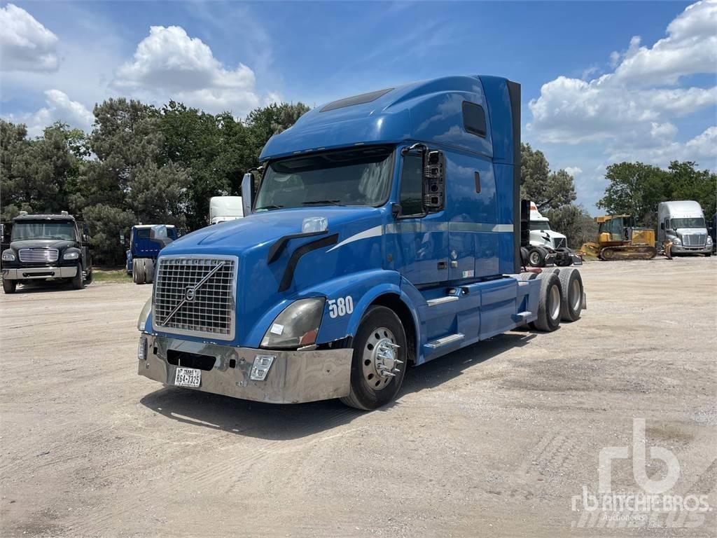Volvo VNL Tractor Units