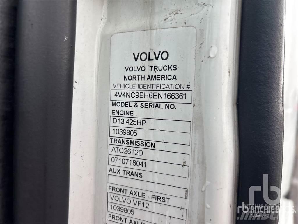 Volvo VNL Tractor Units