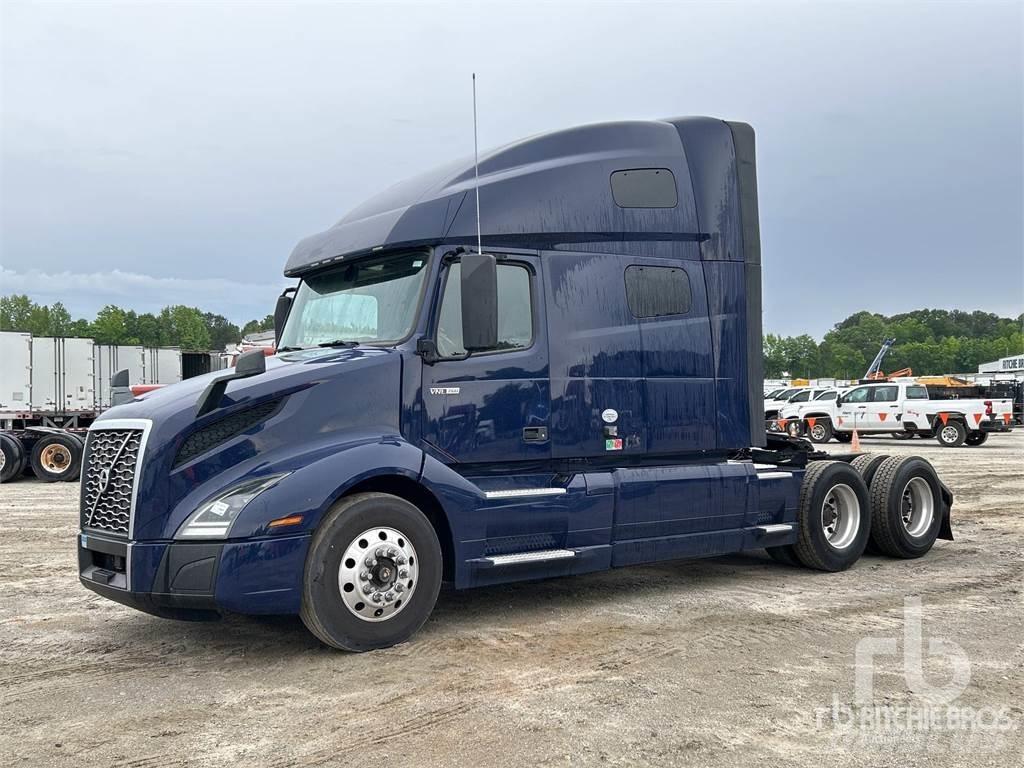 Volvo VNL Tractor Units