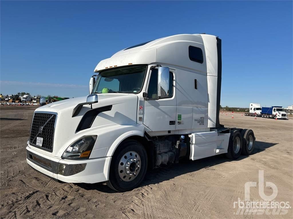 Volvo VNL670 Tractor Units