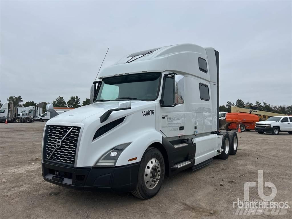 Volvo VNL670 Tractor Units
