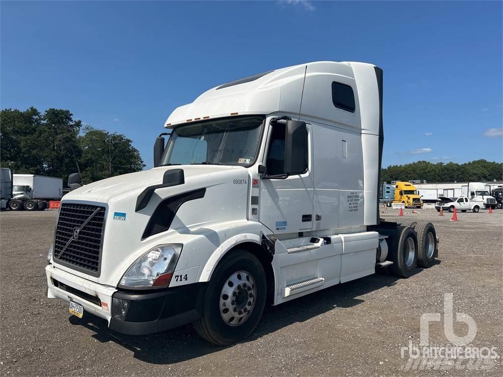 Volvo VNL670 Tractor Units