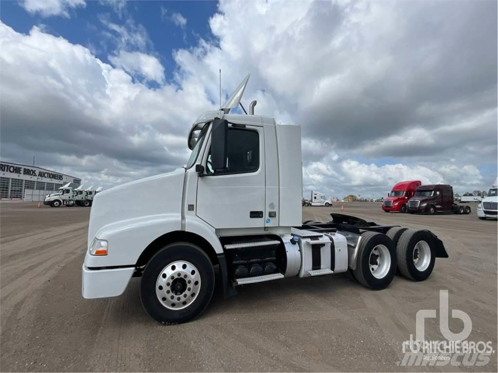 Volvo VNM200 Tractor Units