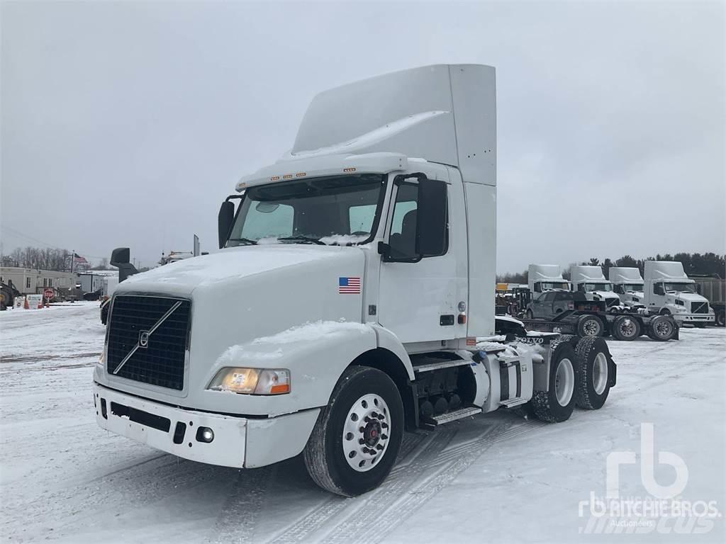Volvo VNM300 Tractor Units