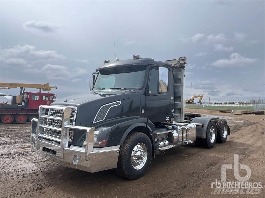 Volvo VNX Tractor Units