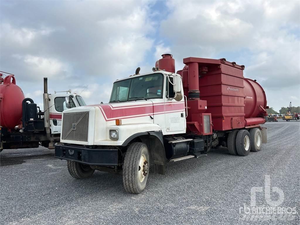 Volvo WG Combi / vacuum trucks