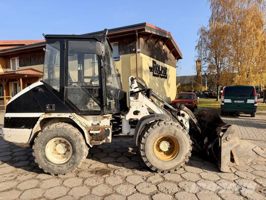 CAT 906 Wheel loaders