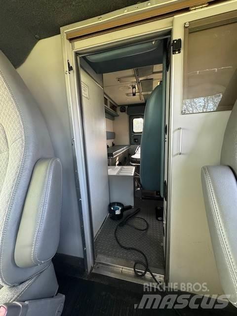 Chevrolet G3500 Other trucks