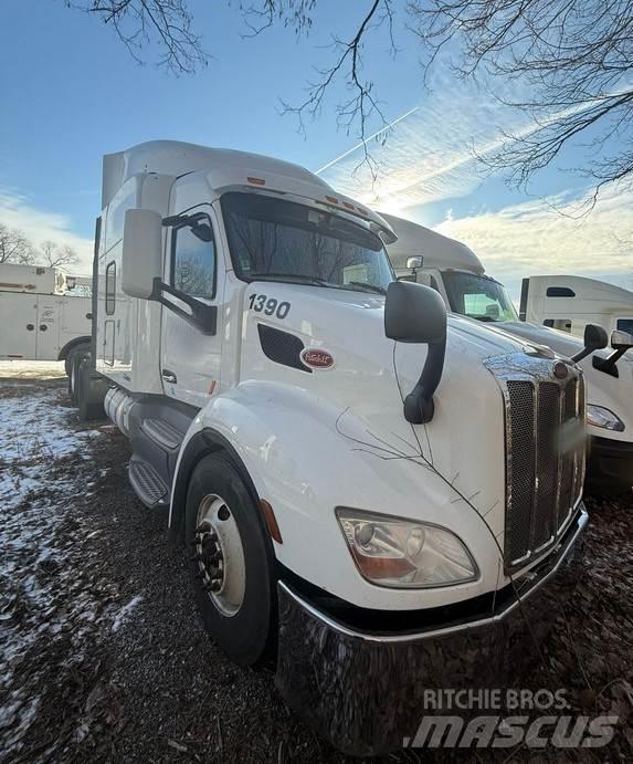 Peterbilt 579 Tractor Units