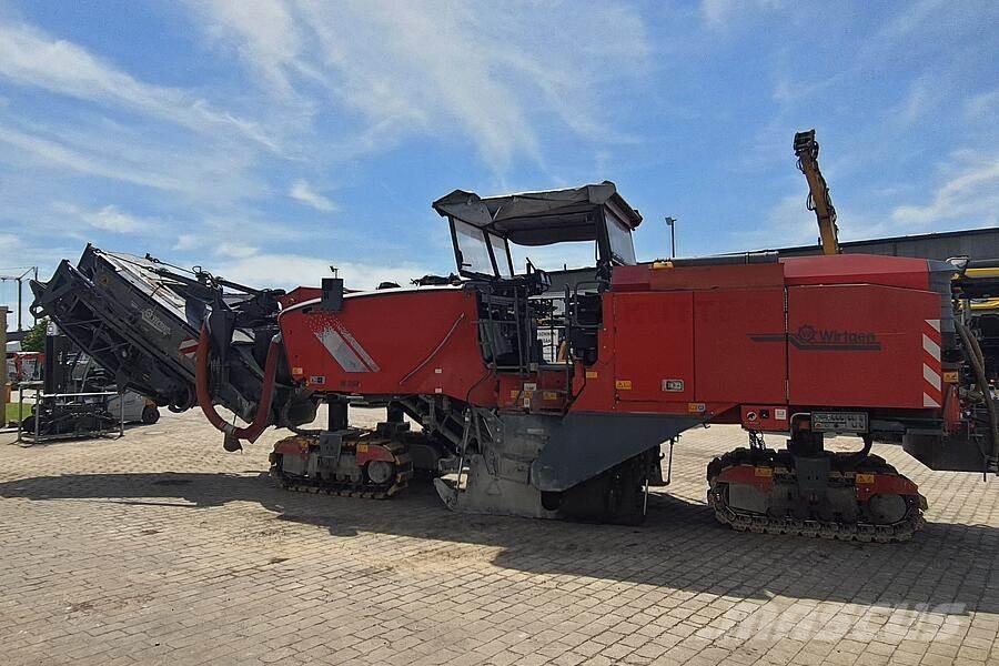 Wirtgen W 250 Asphalt cold milling machines