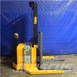 Yale MSW040 Self propelled stackers