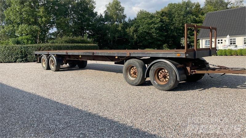  - - - - - - Bale trailers