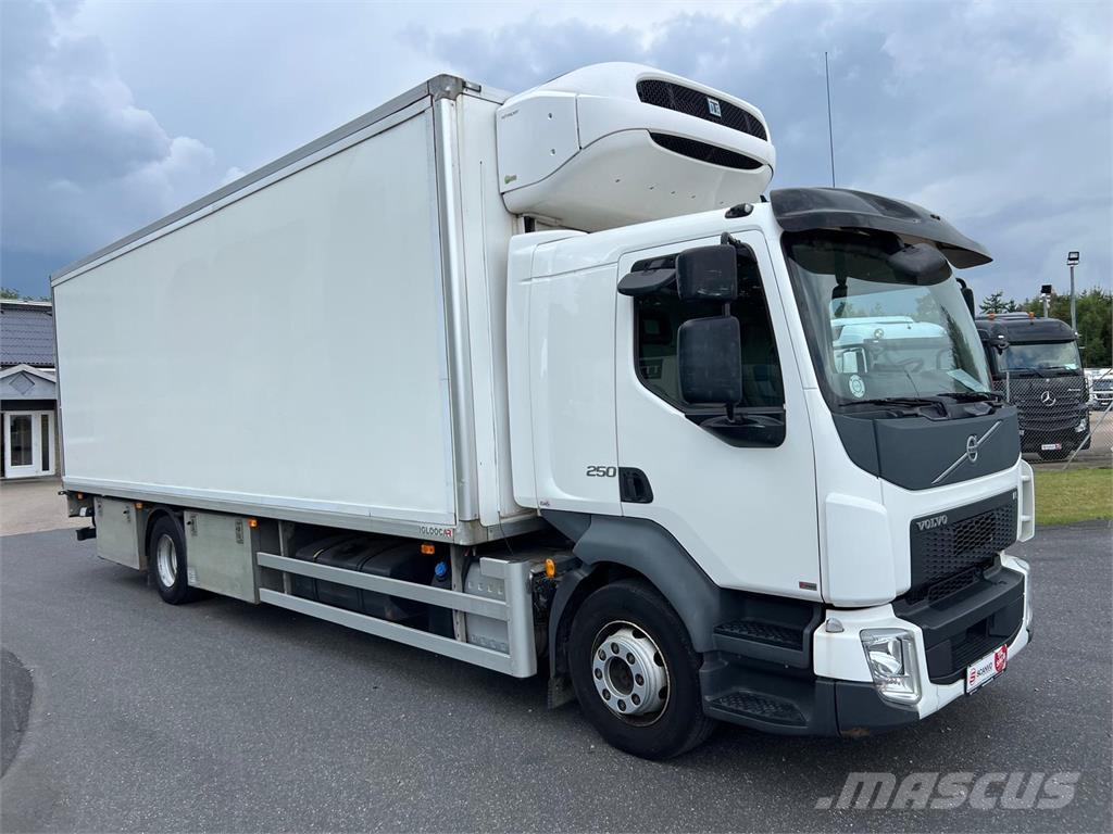 Volvo FL 250 16 ton Temperature controlled trucks