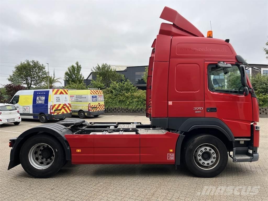 Volvo FM370 Tractor Units