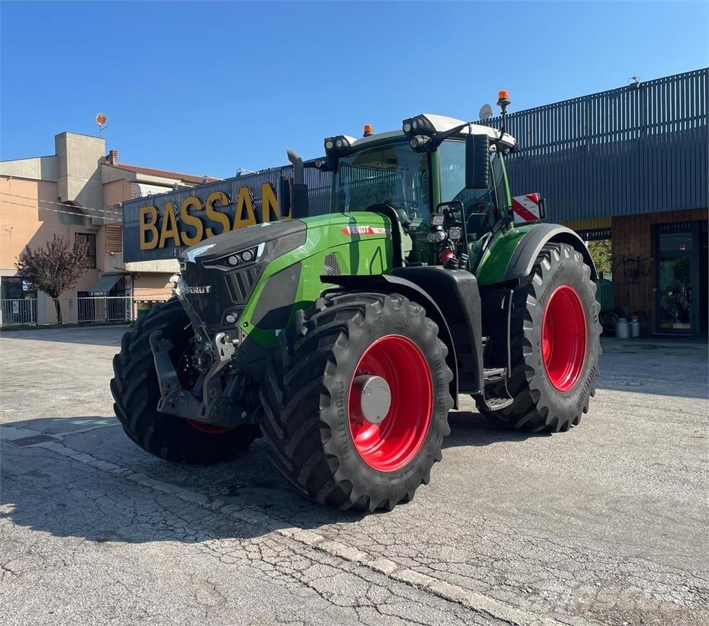 Fendt 942 VARIO Tractors
