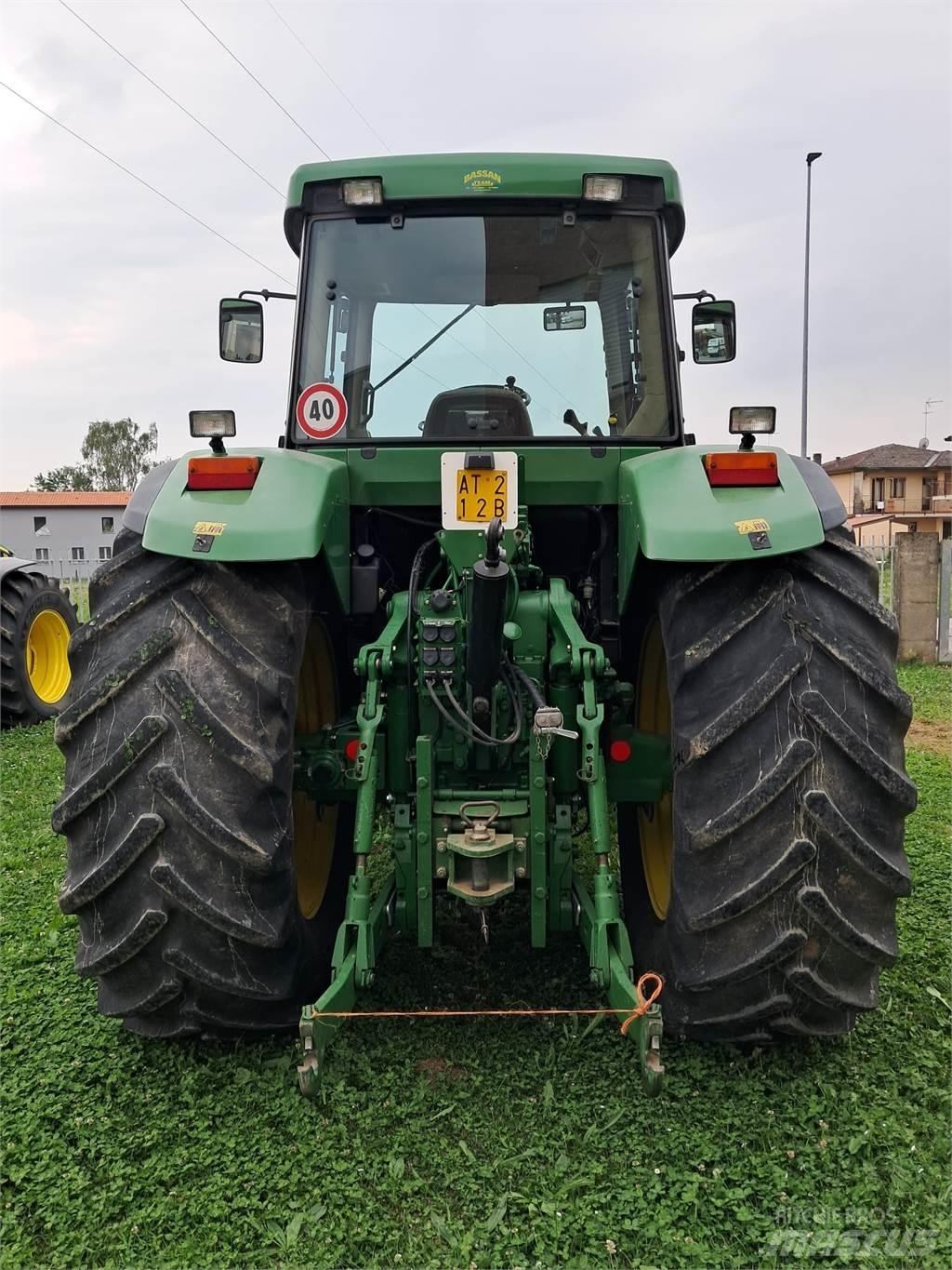 John Deere 7710 Tractors