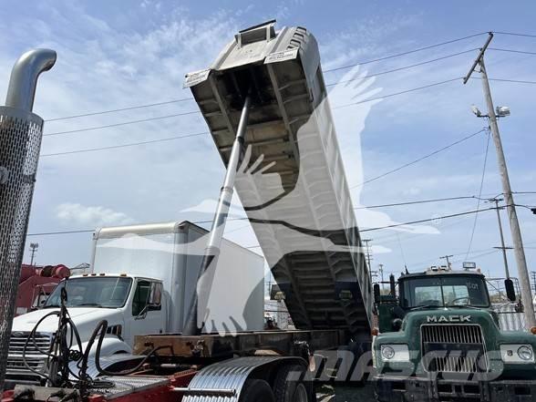 Benson  Tipper trailers