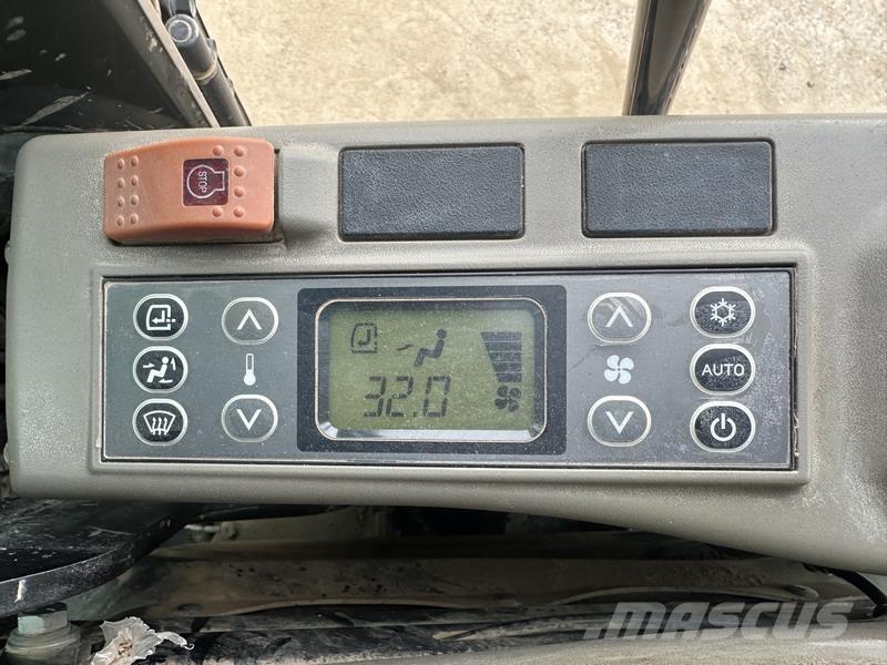 CASE CX210 Crawler excavators
