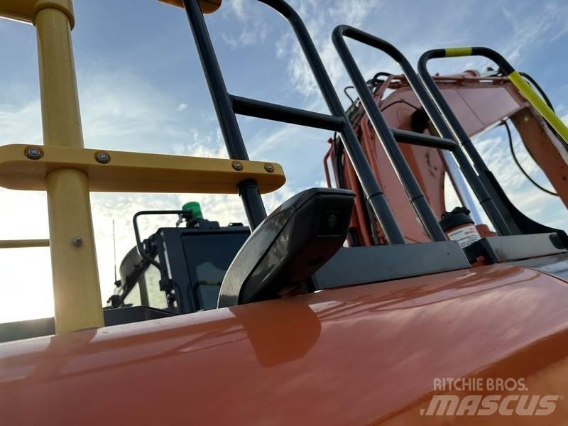 Hitachi ZX130 Crawler excavators