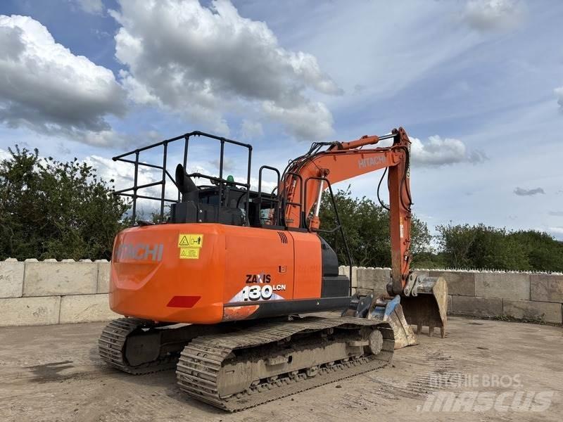 Hitachi ZX130 Crawler excavators
