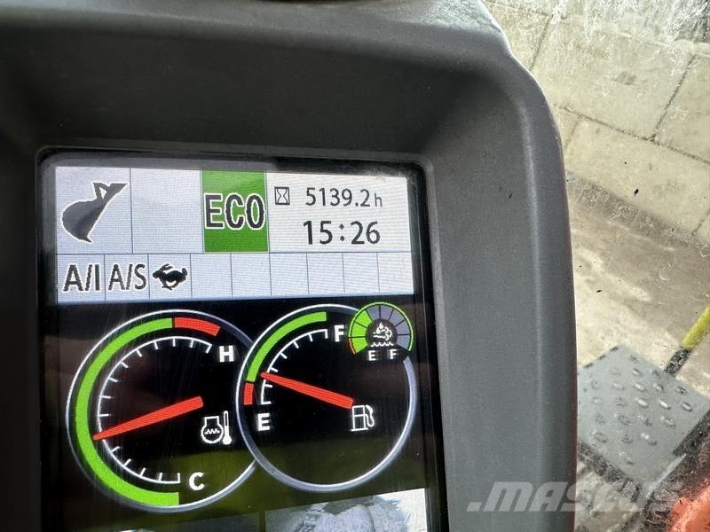 Hitachi ZX130 Crawler excavators