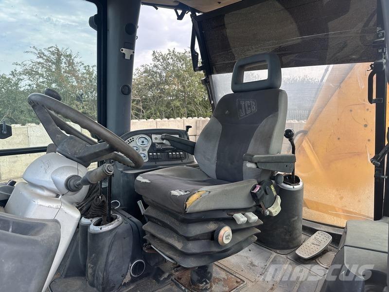 JCB 4CX Sitemaster Backhoe loaders