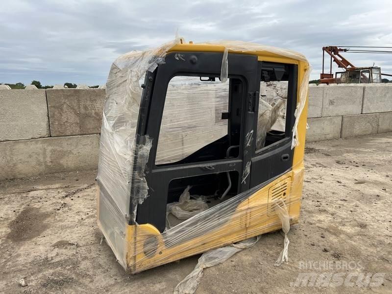 Komatsu PC130-8 Construction - Others