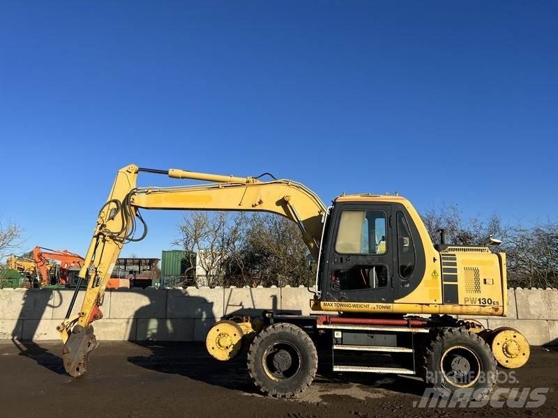 Komatsu PW130-6 Wheeled excavators