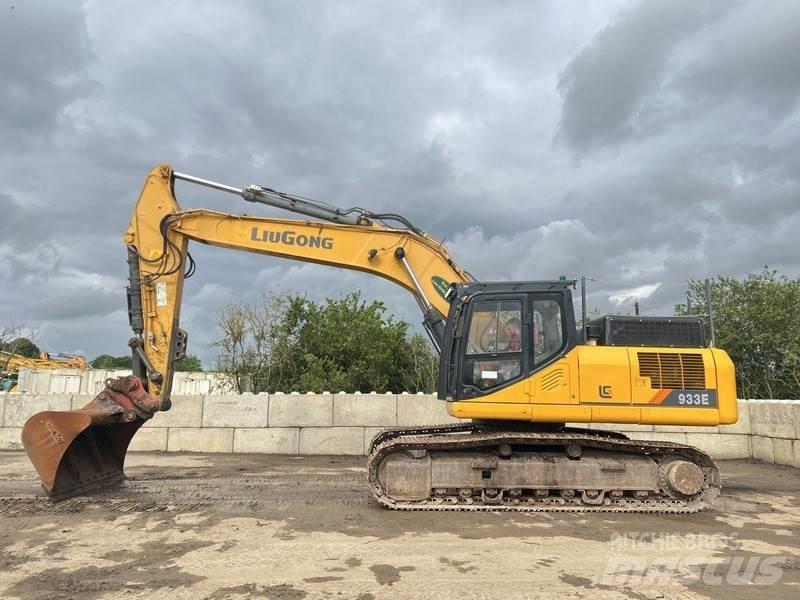 LiuGong CLG933 Crawler excavators