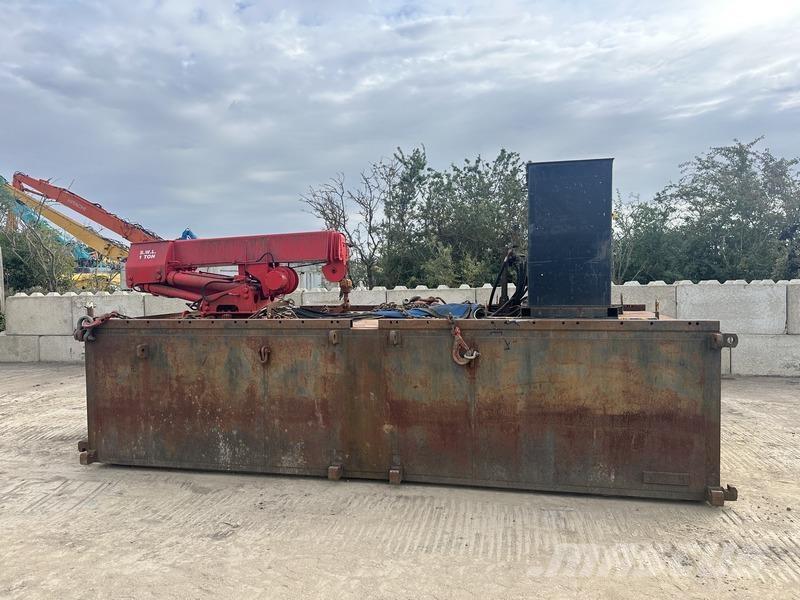 TMC Grove M977 Other lifting machines