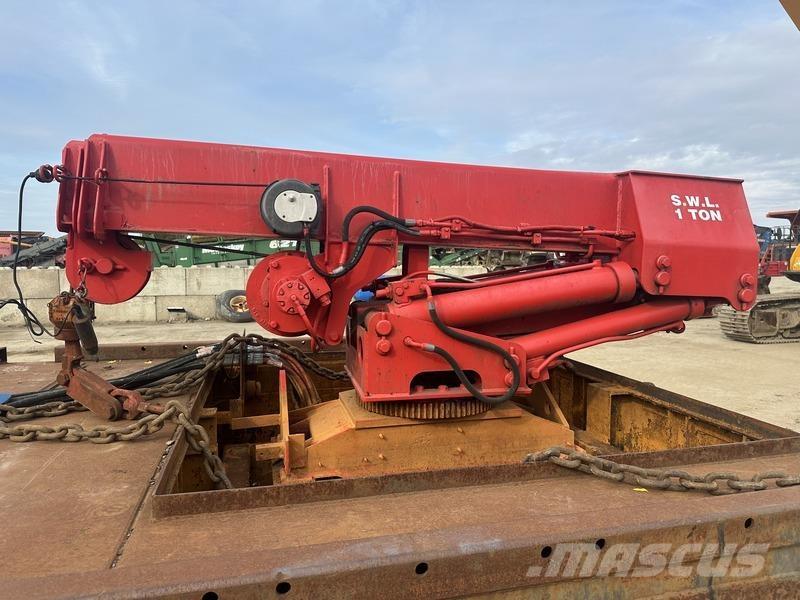 TMC Grove M977 Other lifting machines