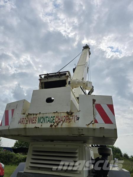 Terex RC35 All terrain cranes