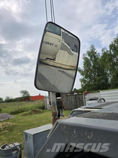 Terex RC35 All terrain cranes